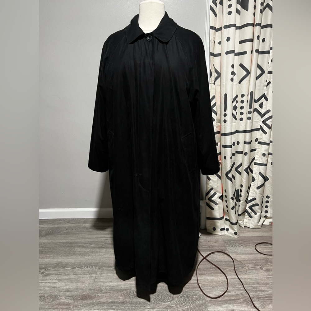 Plus Size Coat - Picture 2 of 10